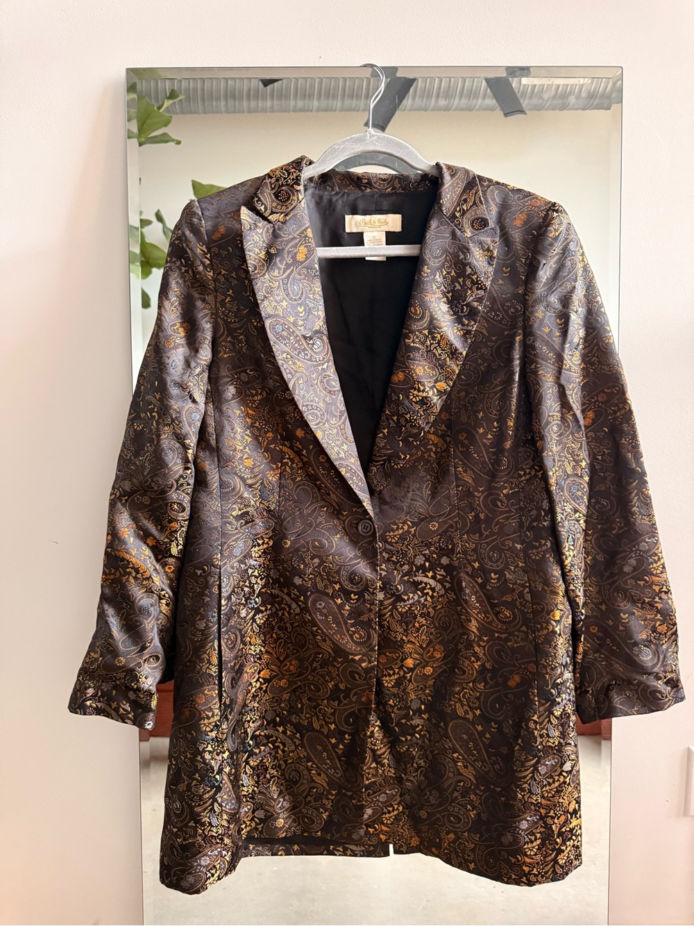 Peck & Peck Brown Paisley Jacquard Blazer with Gold Accents